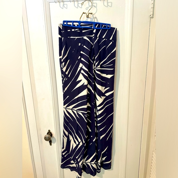 Banana Republic silk palm pattern navy patio skirt - Picture 3 of 8